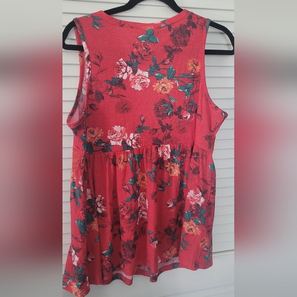 Red Lace and Floral Torrid Tank | Size 0 | Size 12 | Size Large | Brand New - Picture 3 of 3